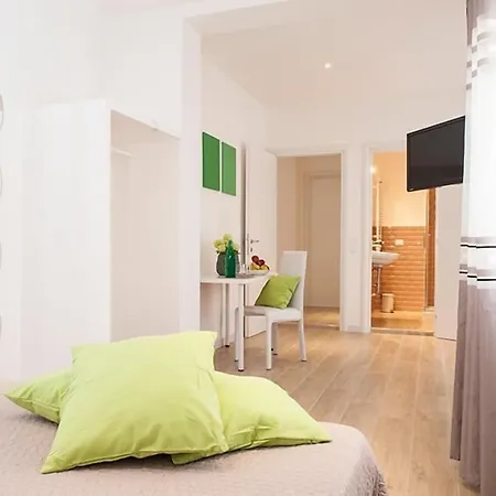 Domus Casaletto לינה וארוחת בוקר