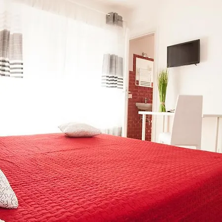 Domus Casaletto לינה וארוחת בוקר 4*