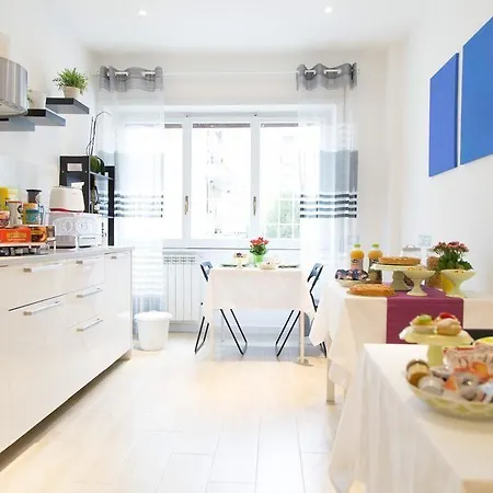 Domus Casaletto Nocleg ze śniadaniem 4*