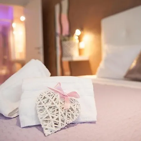 Bed and Breakfast Domus Casaletto