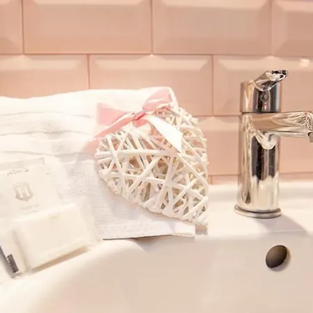 Domus Casaletto Bed and Breakfast 4*