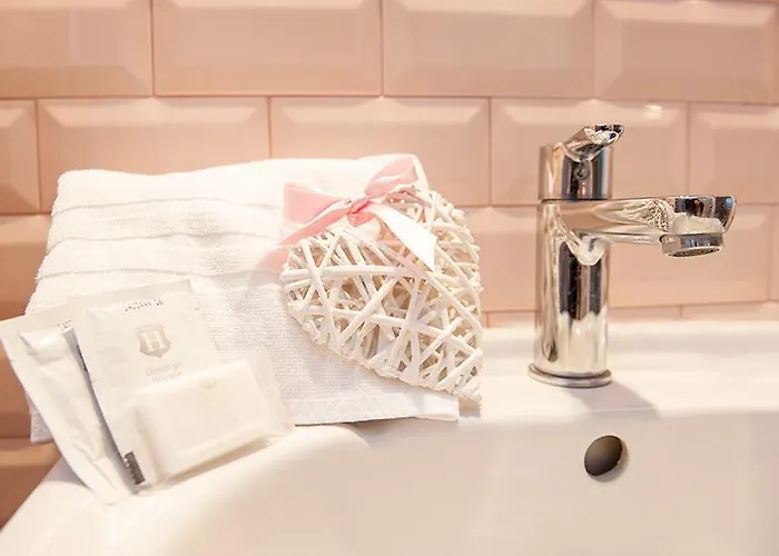 Bed & Breakfast Domus Casaletto 4*