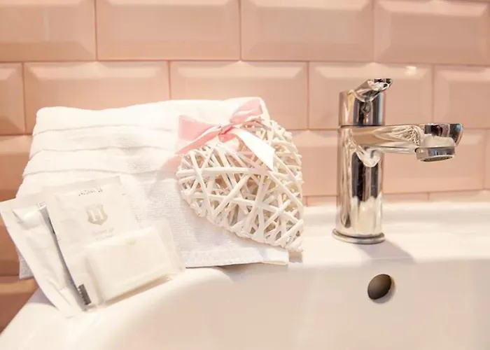 Domus Casaletto Bed & Breakfast 4*