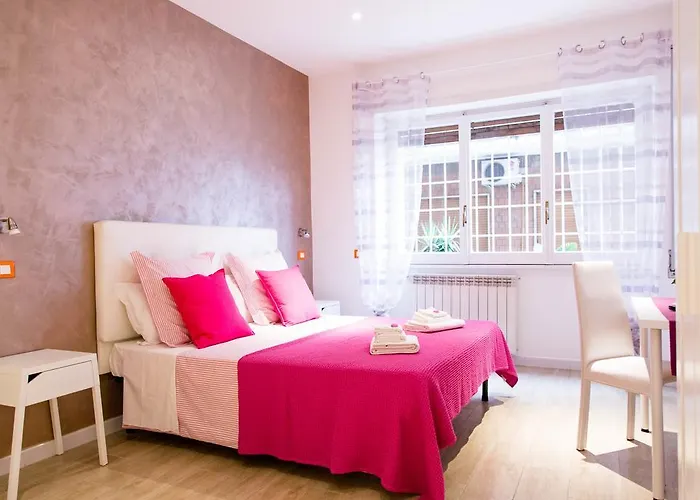 Bed & Breakfast Domus Casaletto 4*