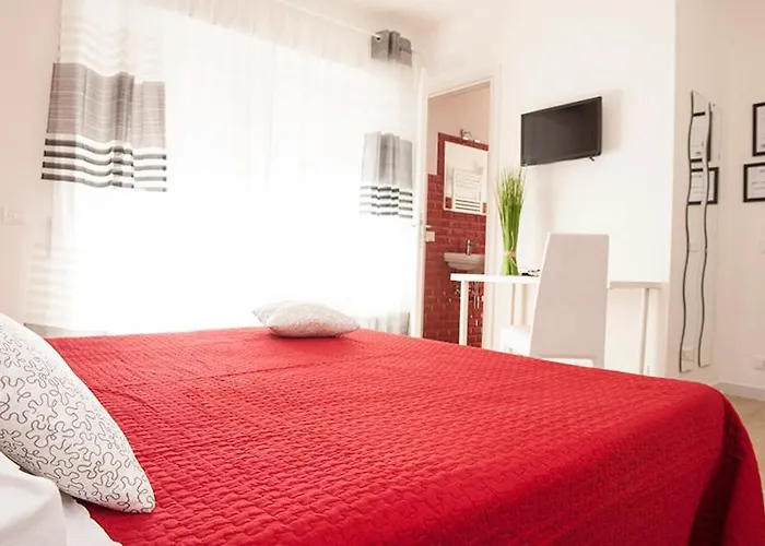 Domus Casaletto Bed & Breakfast 4*